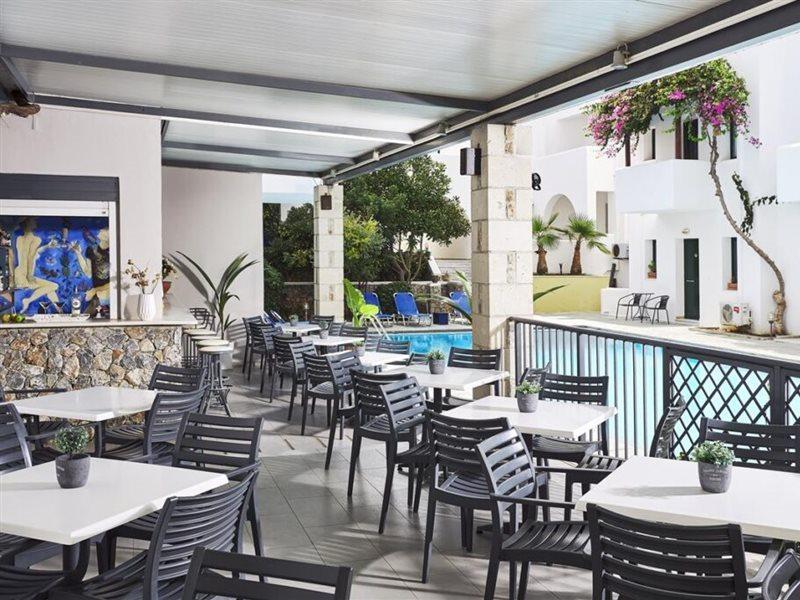 Eva Suites & Apartments Agia Marina  Exterior photo